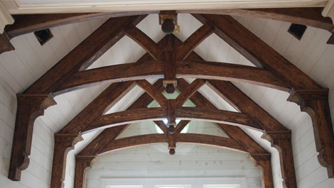 timber_arched_truss